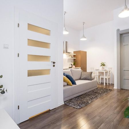 Апартаменти Main Station - 8 Rakowicka Street Краків Екстер'єр фото