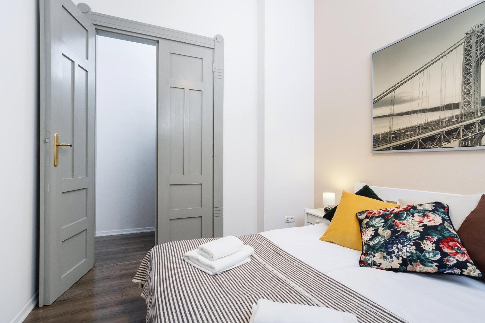 Апартаменти Main Station - 8 Rakowicka Street Краків Екстер'єр фото